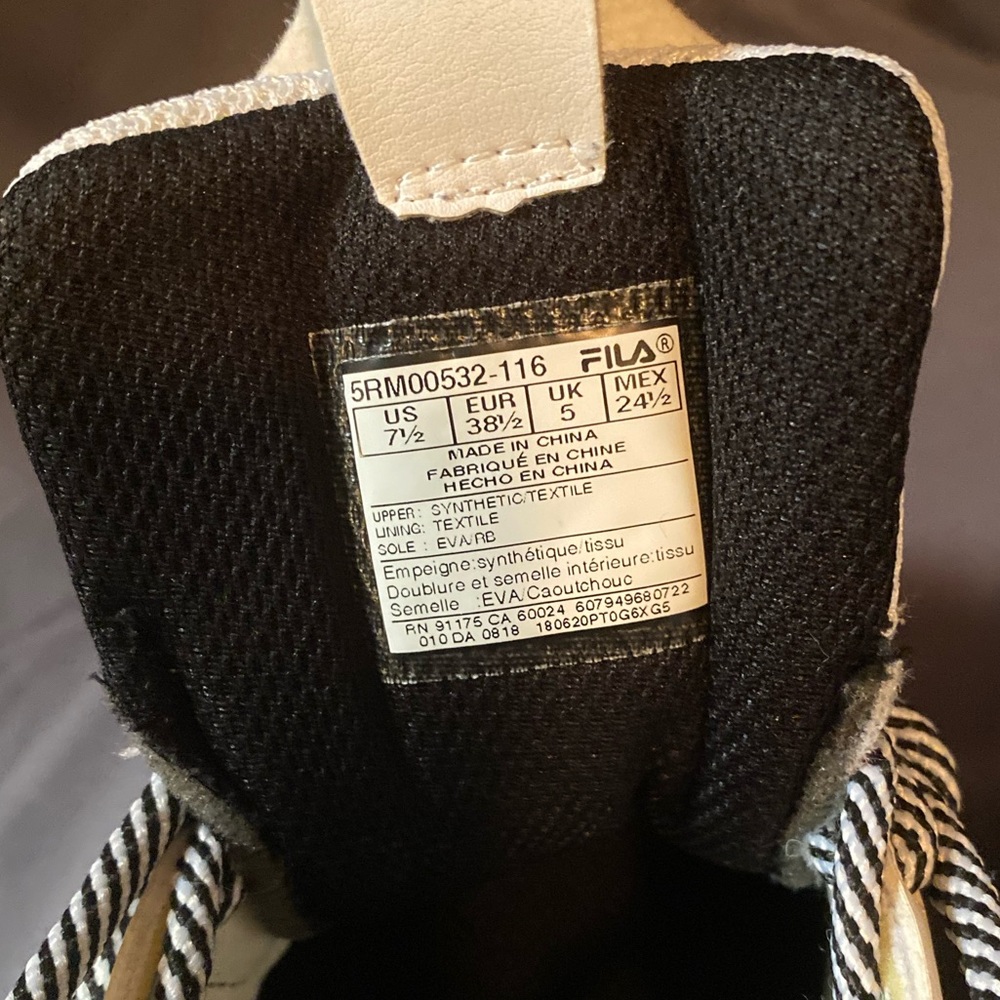 Fila’s - Picture 6 of 6